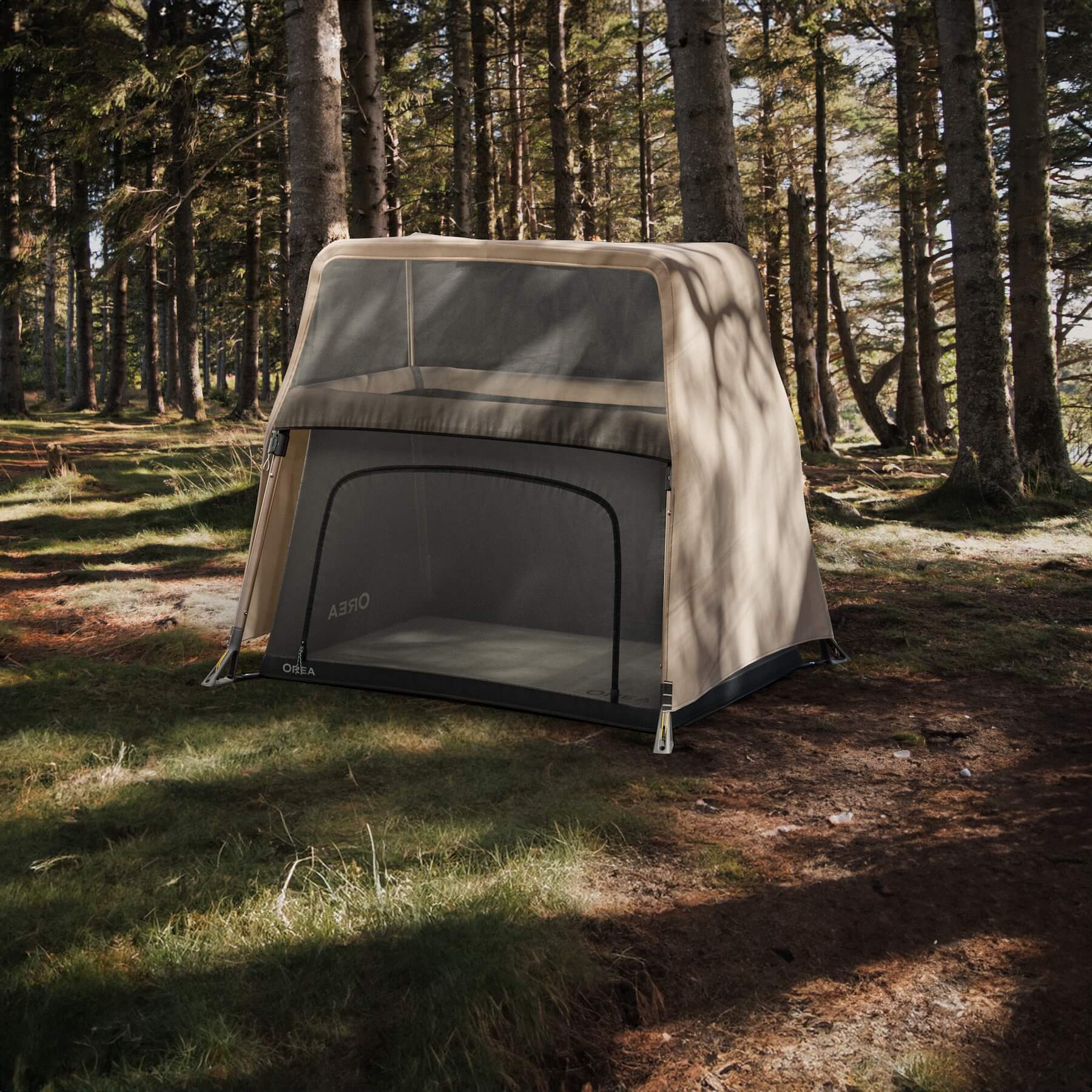 Orea adventure crib in forest